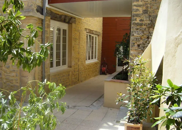 D'hotes Logis De Saint Jean Bed & Breakfast Bayeux