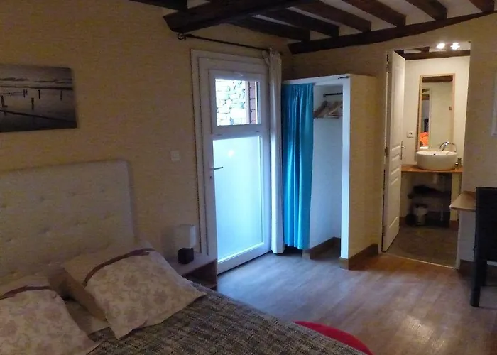 D'hotes Logis De Saint Jean Bed & Breakfast Bayeux