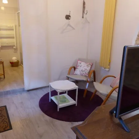 D'hotes Logis De Saint Jean 住宿加早餐酒店 贝叶