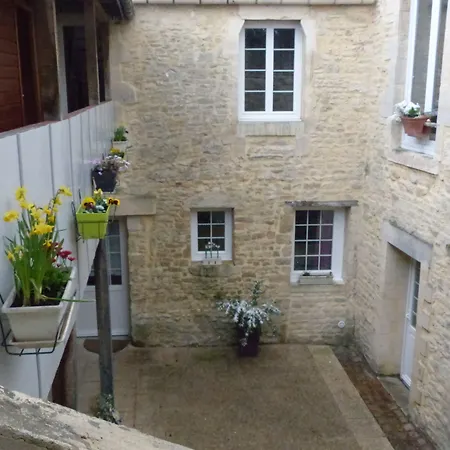 ベッド・アンド・ブレックファスト D'hotes Logis De Saint Jean