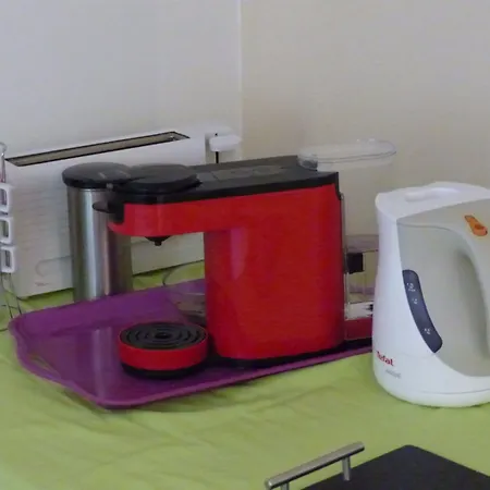 D'hotes Logis De Saint Jean Bed & Breakfast