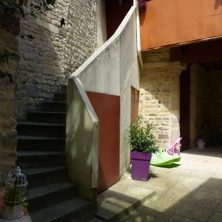 Bed & Breakfast D'hotes Logis De Saint Jean 3*