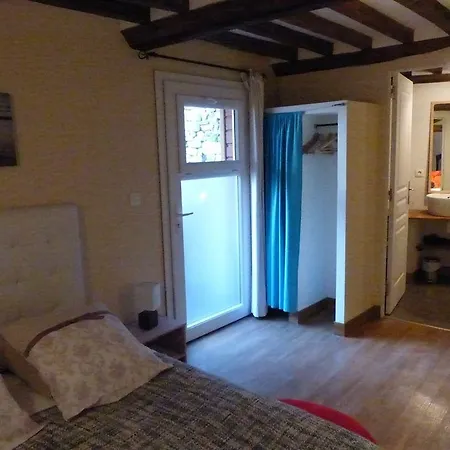 D'hotes Logis De Saint Jean Bed & Breakfast Bayeux