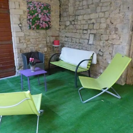 D'hotes Logis De Saint Jean 2*