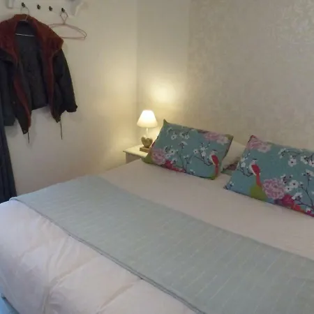 D'hotes Logis De Saint Jean Bed & Breakfast Bayeux