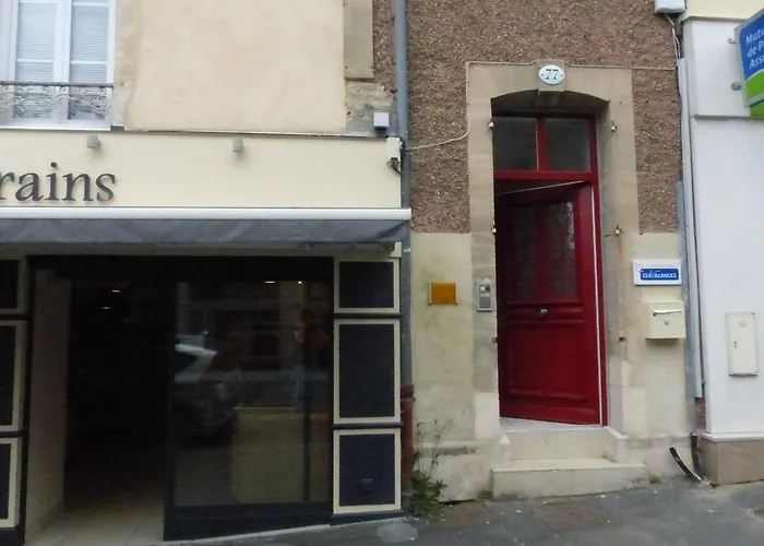 ベッド・アンド・ブレックファスト D'hotes Logis De Saint Jean バイユー