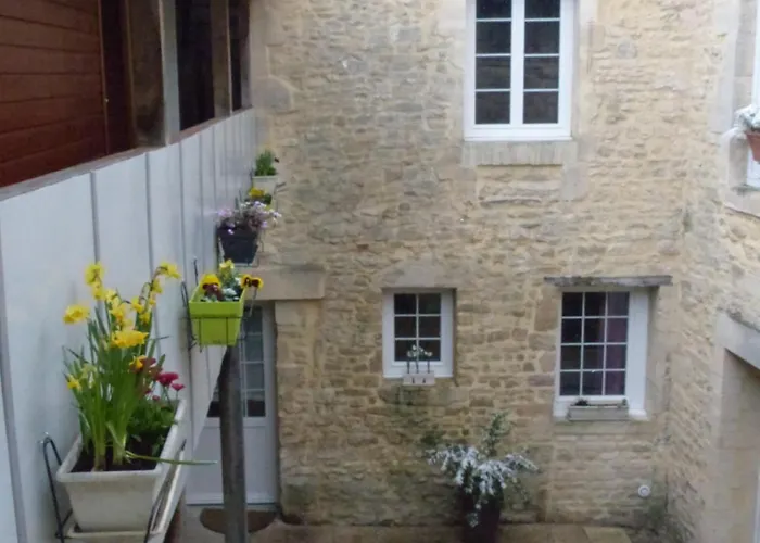 D'hotes Logis De Saint Jean Bed & Breakfast Bayeux