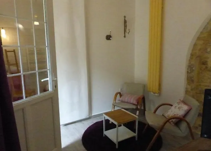 ベッド・アンド・ブレックファスト D'hotes Logis De Saint Jean