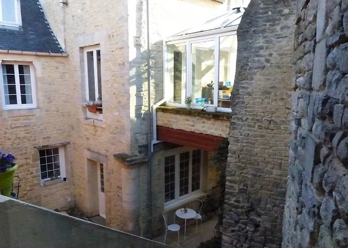 ベッド・アンド・ブレックファスト D'hotes Logis De Saint Jean 3*