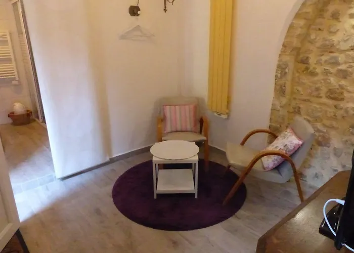 Bed & Breakfast D'hotes Logis De Saint Jean 3*