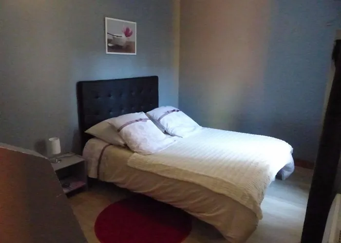 ベッド・アンド・ブレックファスト D'hotes Logis De Saint Jean